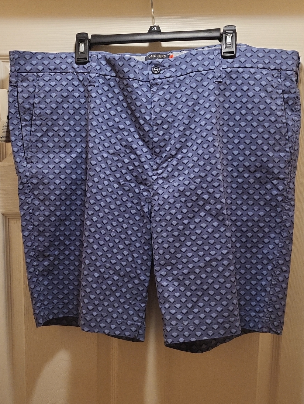 Dockers Ultimate Supreme Flex Smart Series Shorts Men's Size 44 NWT